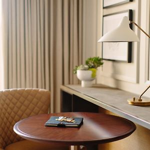 Deluxe Upper Floors King Room